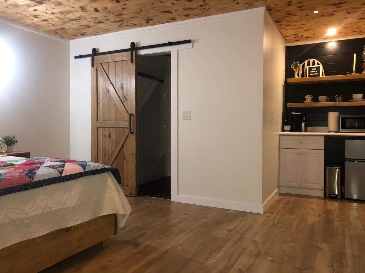 Raleigh Rooms & Taylor'S Crafts Extérieur photo